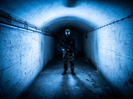 Operatorzy w akcji na arenie CQB